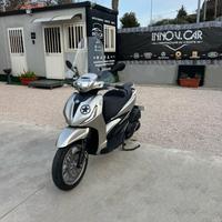 Piaggio Beverly 400 HPE