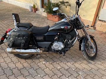 UM Renegade Commando 125 - 2019