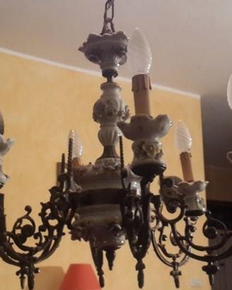 Lampadario d’epoca porcellanato capodimonte