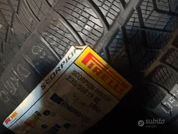 Pneumatici 235/55R19 105H Pirelli Scorpion Winter