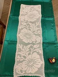 Centro rettangolare ad uncinetto