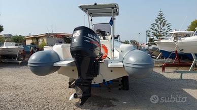 Gommone NauticaDiving 750 Work + Suzuki 225