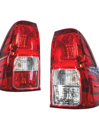 FANALI TOYOTA HILUX 16- ESTERNO