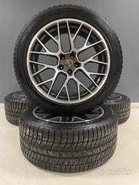 Set cerchi e gomme invernali Macan