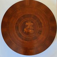 tavolo rotondo Sorrentino con legno intarsiato