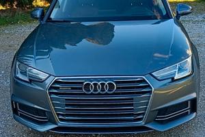 Audi A4 quattro S-tronic S-line Sport 