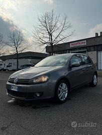 VOLKSWAGEN GOLF SERIE 6 – 110 CV