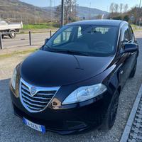 Lancia Ypsilon 1.3 MJT 16V 95 CV 5 porte S&S S Mom