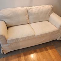 divani bianchi dell'ikea 