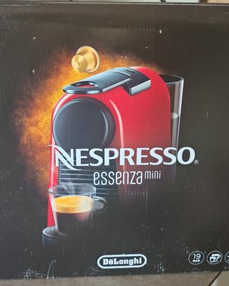 Macchina caffè Nespresso essenza mini Nera