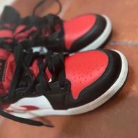 Nike air jordan 1 mid