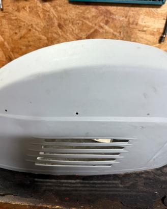 Vespa 125 super cofano motore