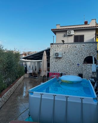 Villetta  a Baia Felice ( Cellole) 100 mt dal mare