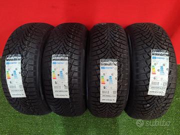 205 55 16 Gomme Invernali GoodYear Nuove 205 55R16