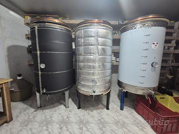 3 botti acciaio inox 500L per vino