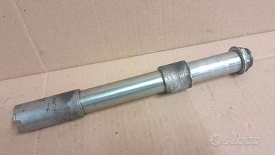 Perno ruota anteriore Ducati Monster 620 695 S2R