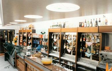 Locale commerciale 3 piani