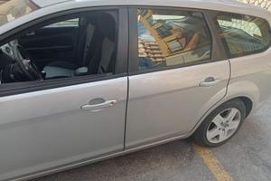 Auto Ford Focus