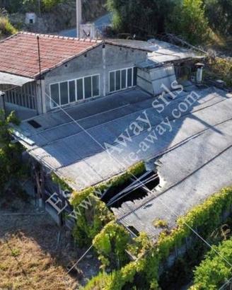 Rustico / Casale di 50 m² con 3 locali a Sanremo