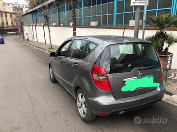 MERCEDES Classe A (W/C169) - 2011