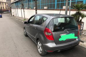 MERCEDES Classe A (W/C169) - 2011