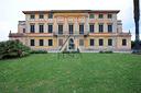villa-di-1700-m²-con-piu-di-5-locali-e-box-auto-do