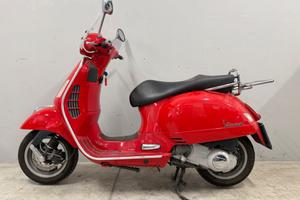 Piaggio Vespa 250 GTS Sport