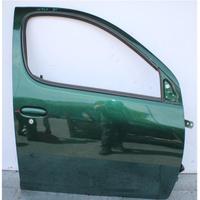 6700152030 PORTA ANTERIORE DX S/SPECCHIO TOYOTA YA