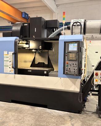 CENTRO DI LAVORO DOOSAN DNM 500  FANUC ANNO 2012