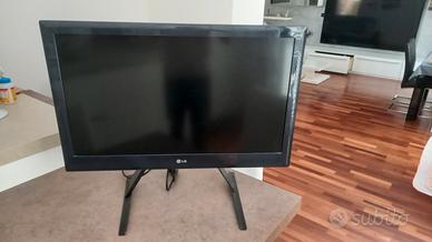 piede,supporto tv universale+tv lg32.