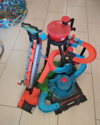 Pista hot wheels autolavaggio