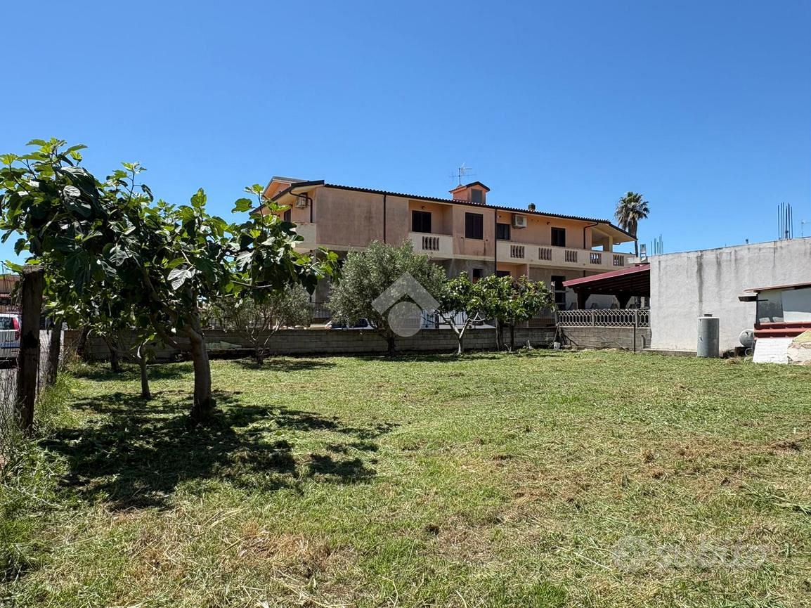 TER. RESIDENZIALE A BOTRICELLO - Vista 3
