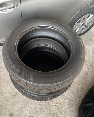 SET 4 MICHELIN 235/55 R18 COME NUOVE