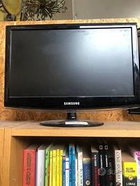 10 Tv samsung decoder integrato stock