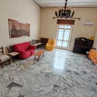 Appartamento 7 locali, 2 bagni, terrazzo, cantina