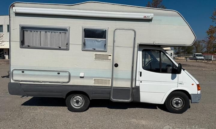 Camper Rimor Europeo 5 posti ford 2.5 d anno 1996