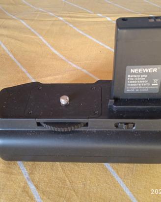 Canon 1200 D battery grip