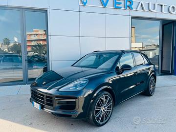 Porsche Cayenne 4.0 V8 Turbo - possibilità noleggi