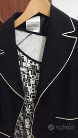 giacca e maglia coconuda