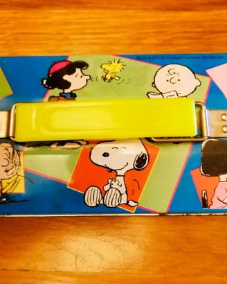 Scatola in latta e puzzle Peanuts Kinder