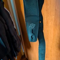 lock It Guitar strap