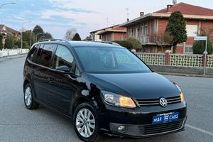 Volkswagen Touran 1.6 TDI DPF HIGHLINE