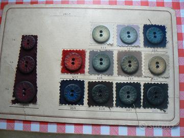 2 espositori da catalogo per bottoni vintage