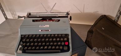 macchina da scrivere Olivetti Lettera 32