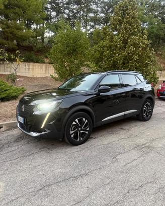 PEUGEOT 2008 BlueHDi 130 S&S EAT8 Allure
