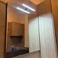 Specchiera con illuminazione