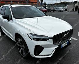 Volvo XC 60 XC60 B4 (d) automatico R-DESIGN