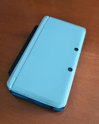 Nintendo 3ds White