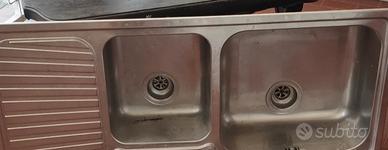 lavandino in acciaio inox 