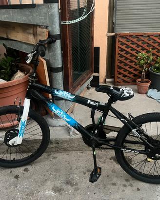 bicicletta ragazzo